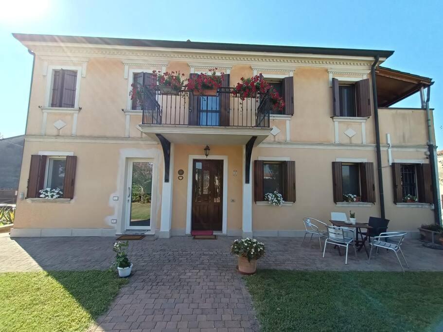 B&B We Care Appartamento Lendinara Экстерьер фото