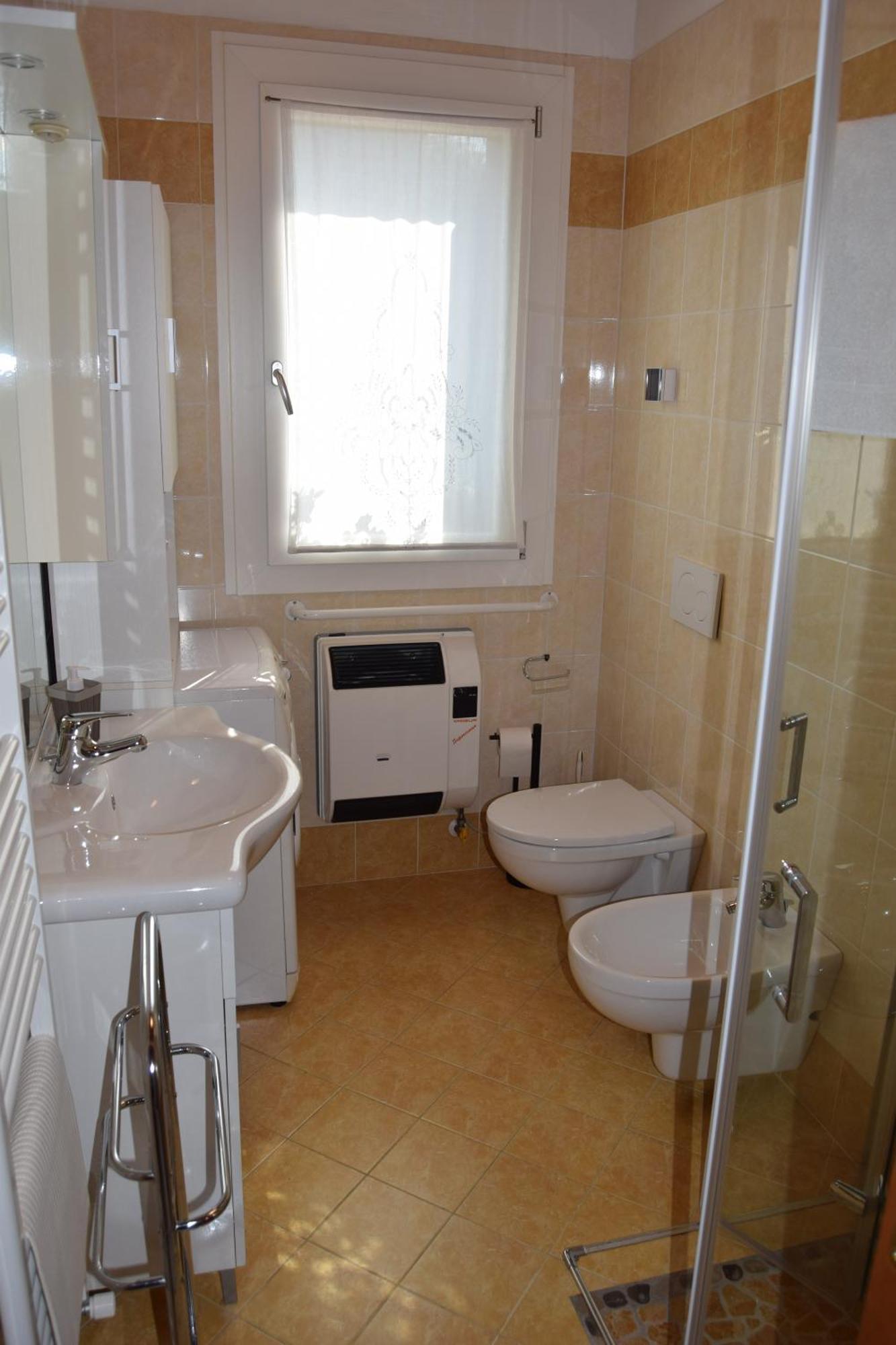 B&B We Care Appartamento Lendinara Экстерьер фото